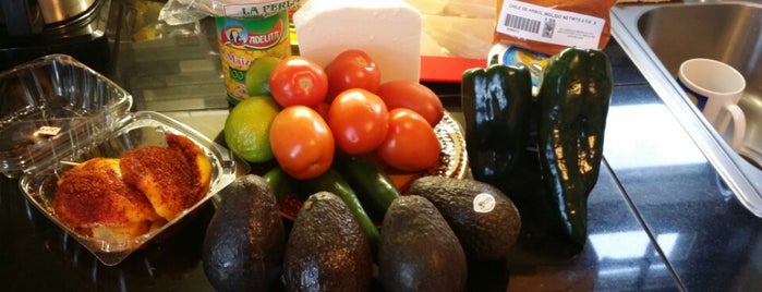 El Chinelo Produce is one of East Lake Checklist.