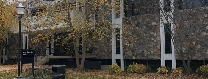 Lake Superior Hall is one of GVSU.