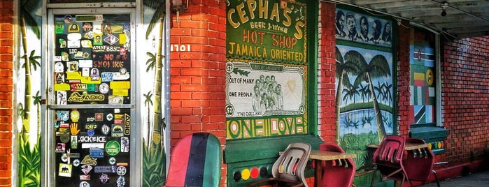 Cephas Hot Shop is one of Kimmie's Saved Places.
