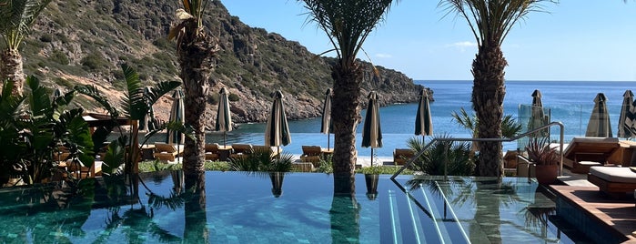 Daios Cove Luxury Resort & Villas is one of 주변장소5.