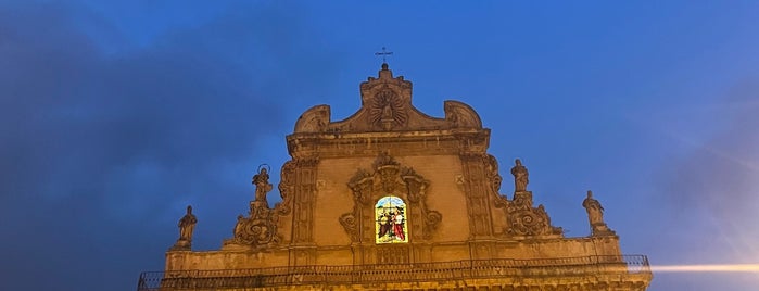Duomo di San Pietro is one of Lets do Sicily - Enna and south to Modica.