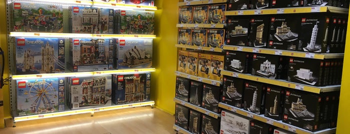 Lego Store is one of Sightseeing to do list.