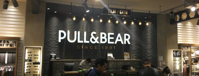 Pull & Bear is one of Locais curtidos por Sergio.