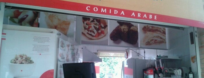 Shawarma is one of Orte, die Cristina gefallen.