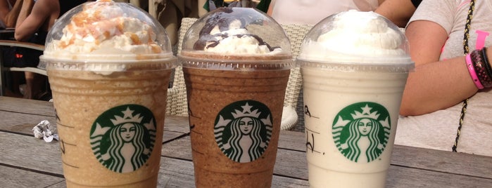 Starbucks is one of dnz_さんのお気に入りスポット.