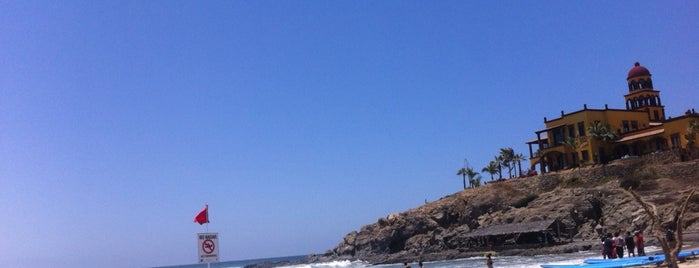 Los Cerritos Beach is one of Mayte'nin Beğendiği Mekanlar.