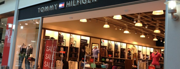 Tommy Hilfiger is one of Tempat yang Disukai Princessa.