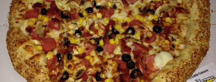 Little Caesars Pizza is one of Witchorexia : понравившиеся места.