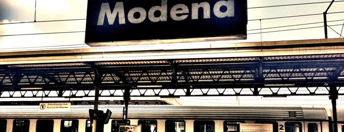 Stazione Modena is one of Mks'ın Beğendiği Mekanlar.