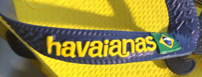 Havaianas is one of สถานที่ที่ Grant ถูกใจ.