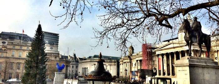 Trafalgar Square is one of London Kids Friendly Activities.
