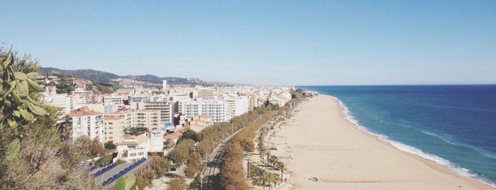 Calella de Mar is one of Pobles de Catalunya.