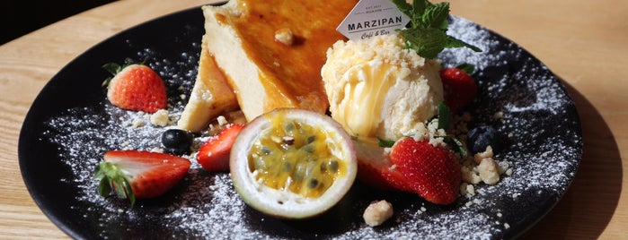 Marzipan Boutique Cafe' is one of กิน@เพชรบุรี-ชะอำ-หัวหิน.