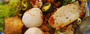บรรทัดทองโภชนา is one of Top picks for Ramen or Noodle House.