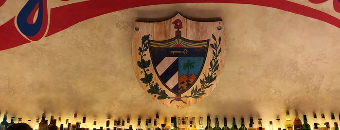 Giraldilla - La Bodega Cubana is one of Pubs and bars.