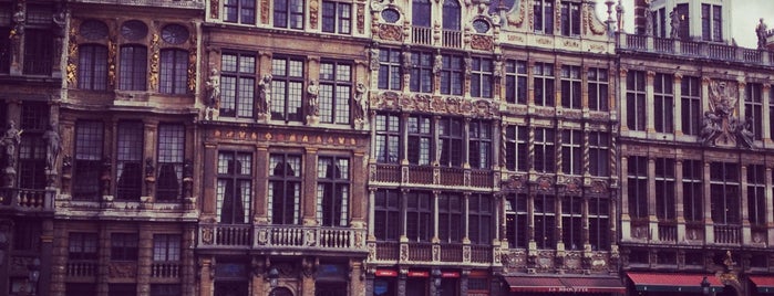 Grand Place / Grote Markt is one of Le Bruxelles de VDB.