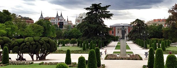 Parque del Retiro is one of Madrid.