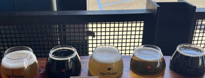 Rip Current Brewing is one of Locais curtidos por Kimberly.