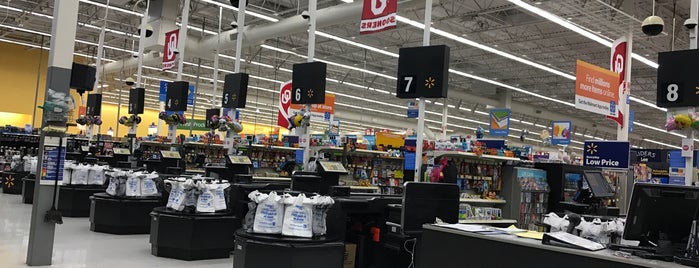 Walmart Supercenter is one of Top 10 favorites places in Norman, Oklahoma.