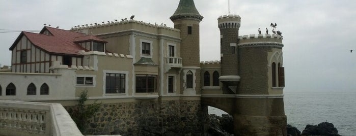 Castillo Wulff is one of Tempat yang Disukai Evander.