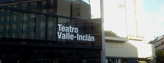 Teatro Valle-Inclán is one of Tempat yang Disukai Mia.