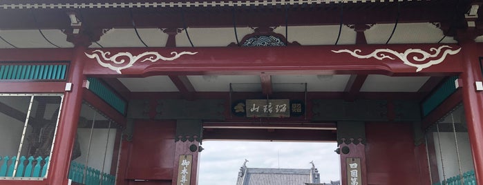 瑠璃山 真福院 井戸寺 (第17番札所) is one of 四国八十八ヶ所霊場 88 temples in Shikoku.