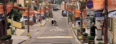 Chinatown is one of 한국관광 100선.