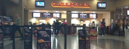 Cinemark is one of Maxさんのお気に入りスポット.