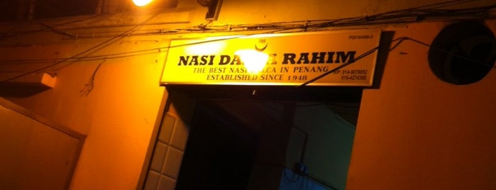 Nasi Dalca Rahim Versacé is one of My favorites for Food Trucks.