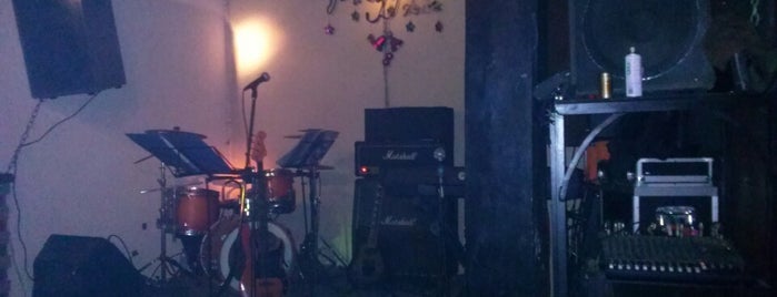Polygon Cafe is one of Venues in Hanoi for live music.