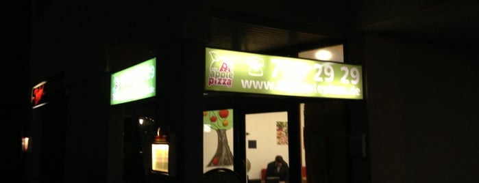 Apple Pizza is one of Burak : понравившиеся места.