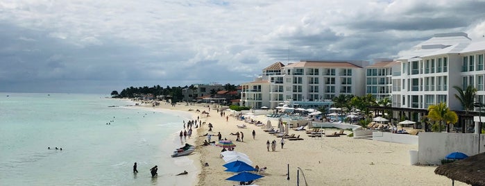 Playa del Carmen is one of Tempat yang Disukai Arturo.