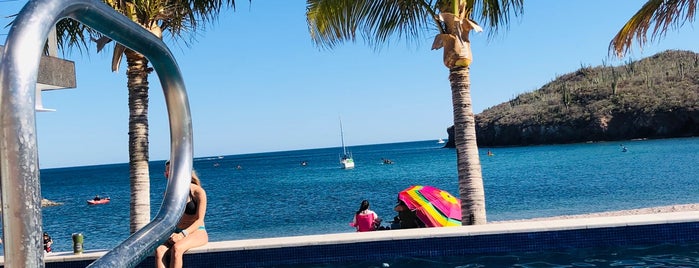 Club de playa is one of Tempat yang Disukai Arturo.