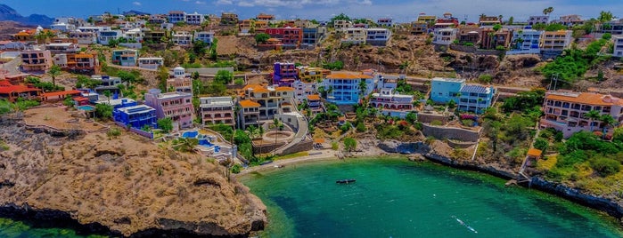 Playa El Caracol is one of Arturo'nun Beğendiği Mekanlar.