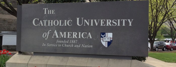 The Catholic University of America (CUA) is one of Tempat yang Disukai Terri.