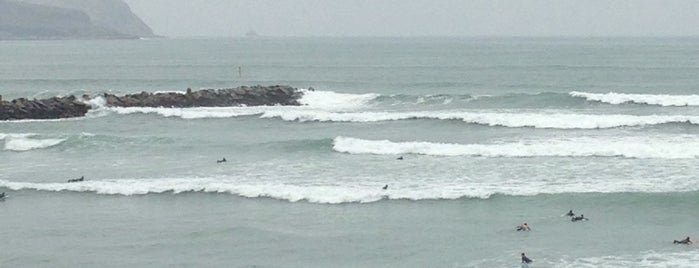pukanas surf club is one of Lima.