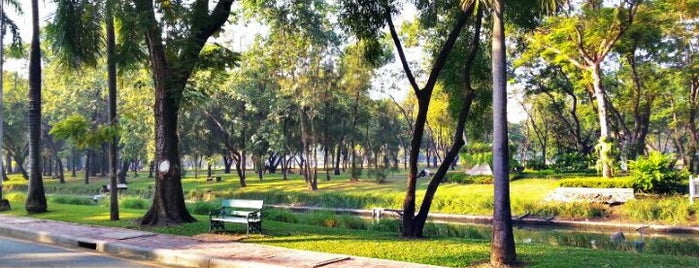 Lumphini Park is one of Can't wait to see Bangkok.