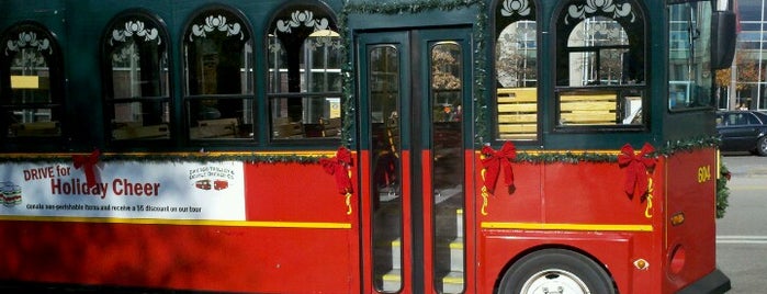 Chicago Trolley & Double Decker Tours is one of The Best Tours in Chicago.