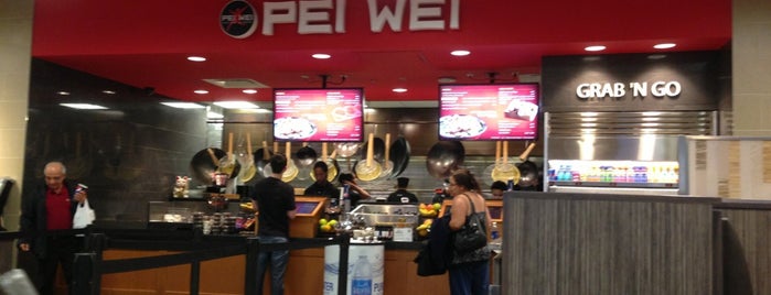 Pei Wei is one of Lugares favoritos de Andy.
