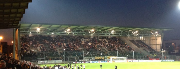 Stade Raymond Kopa is one of Lieux qui ont plu à JRA.