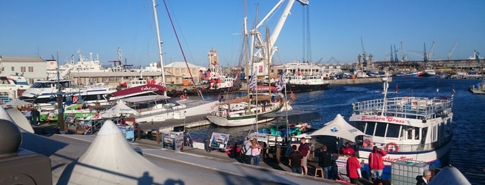 Cape Town Waterfront is one of Meus locais preferidos.