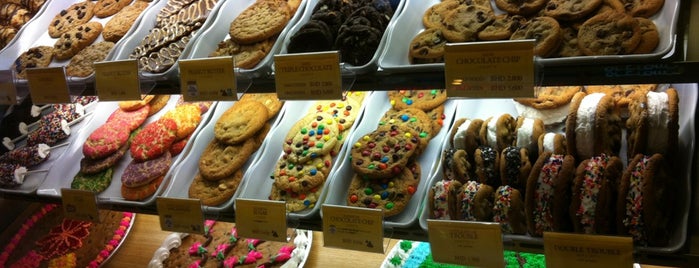 Nestle Toll House is one of Food Everywhere.