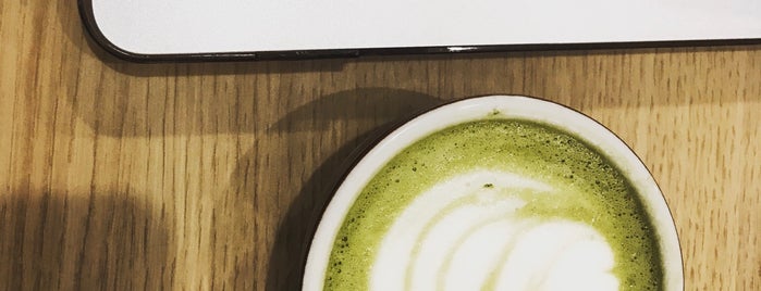 Hubsy | Café & Coworking is one of Madinelle 님이 좋아한 장소.