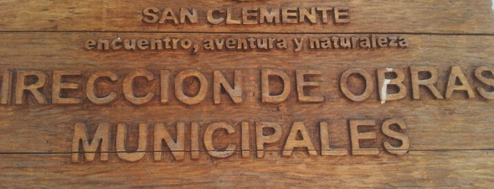 Dirección de Obras Municipales is one of Josita.
