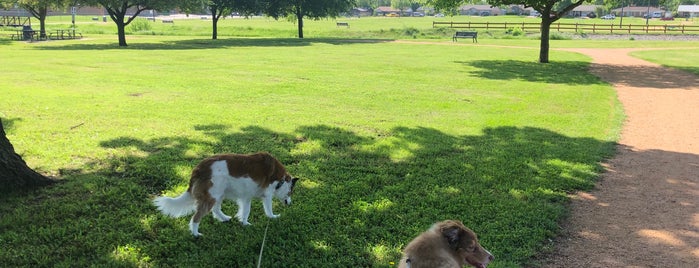 Helen Wessler Park is one of Parks.