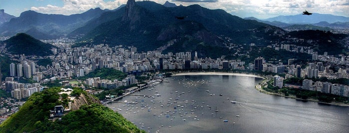 Morro do Pão de Açúcar is one of Dicas 1.