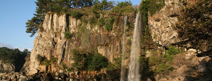 Jeongbang Waterfall is one of Jeju.