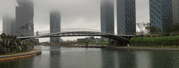 Songdo Central Park is one of Incheon 인천.
