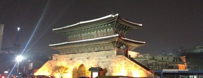 Heunginjimun is one of Seoul 1.