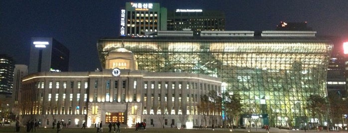Seoul City Hall is one of Seoul 2.